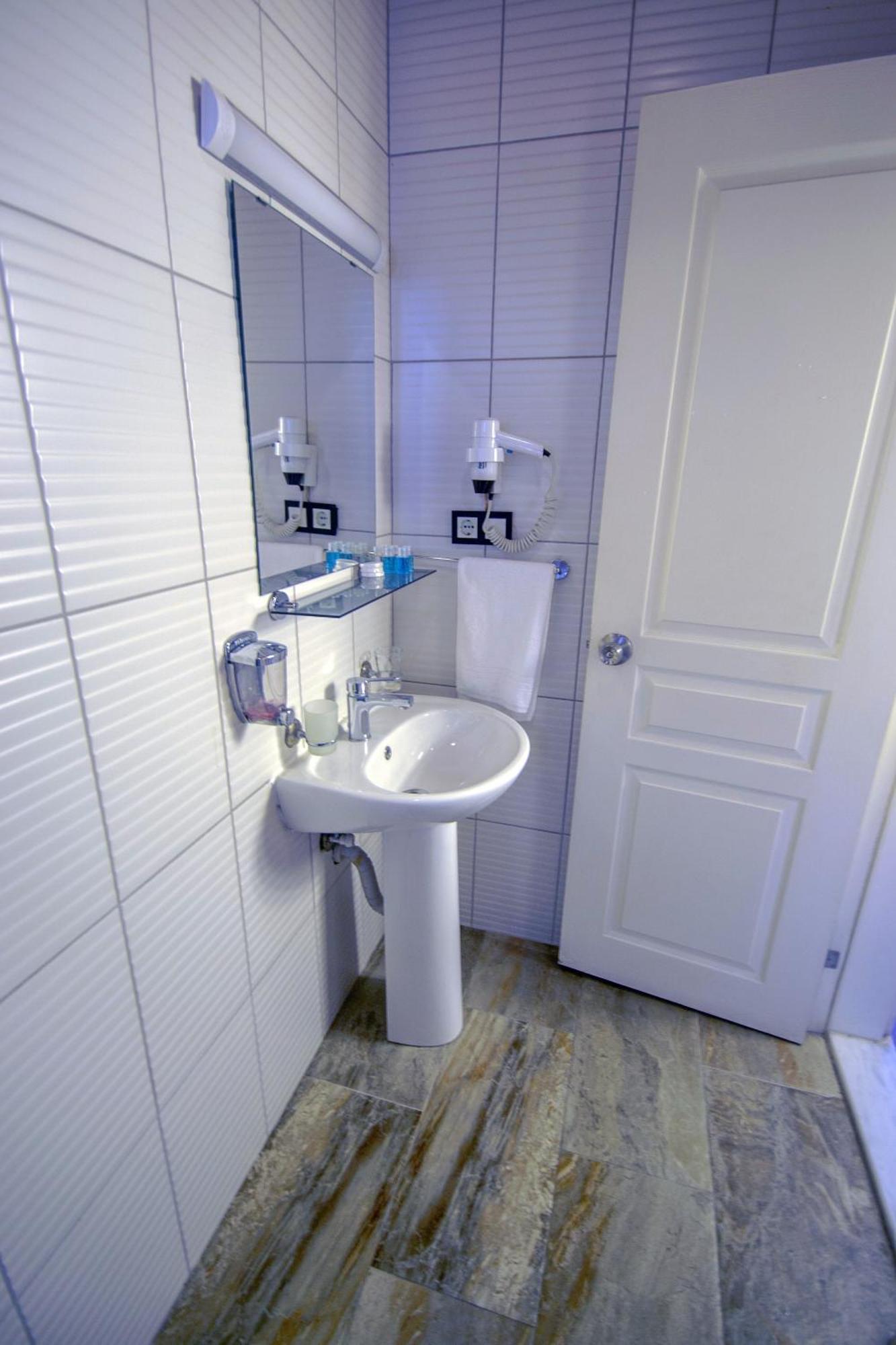 Iq Hotel Beyoglu Istanbul Exterior photo