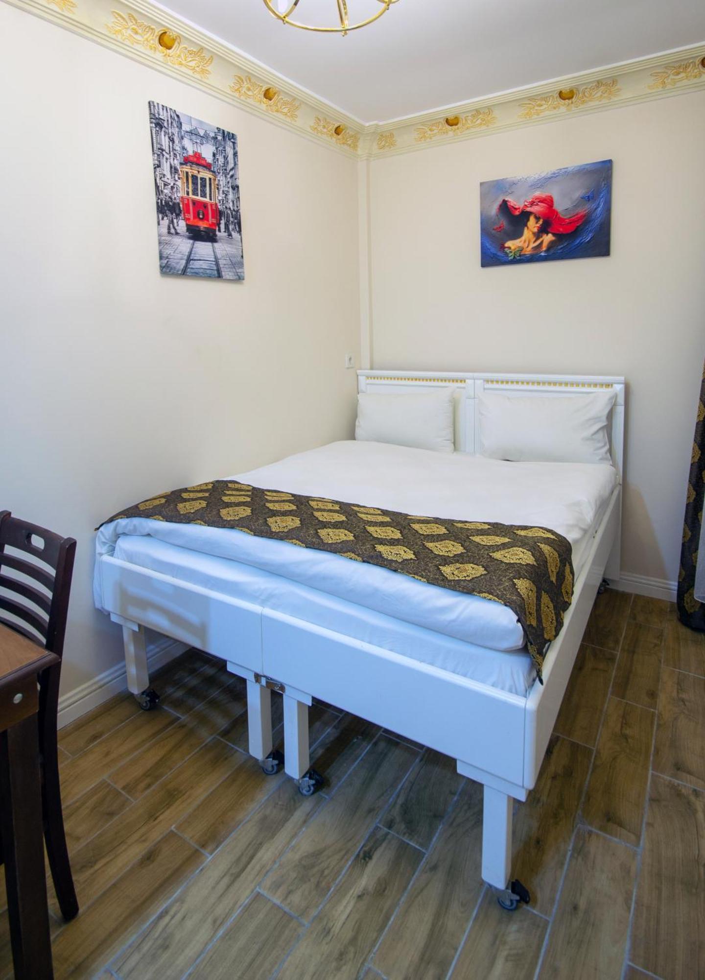 Iq Hotel Beyoglu Istanbul Exterior photo