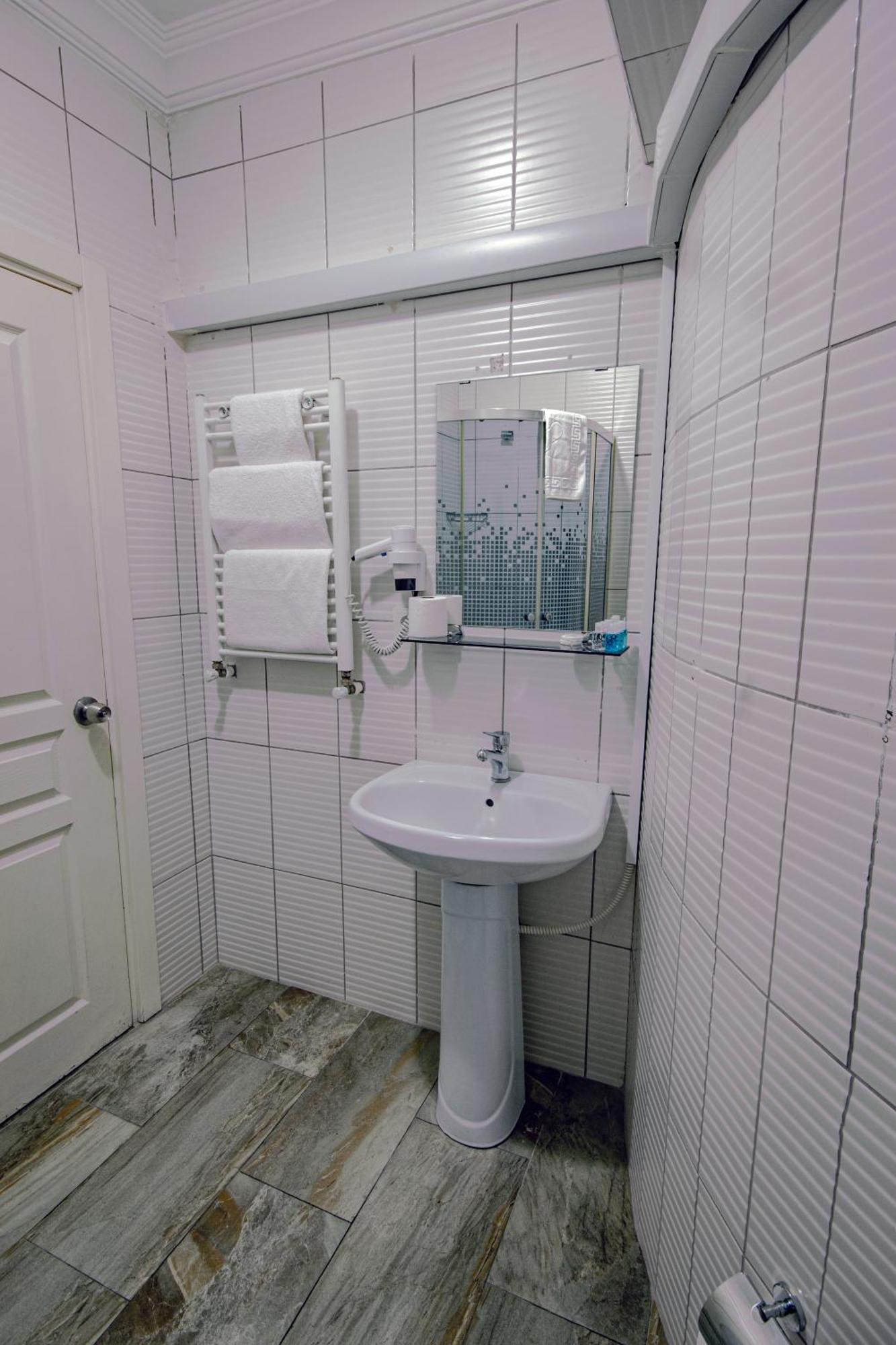 Iq Hotel Beyoglu Istanbul Exterior photo