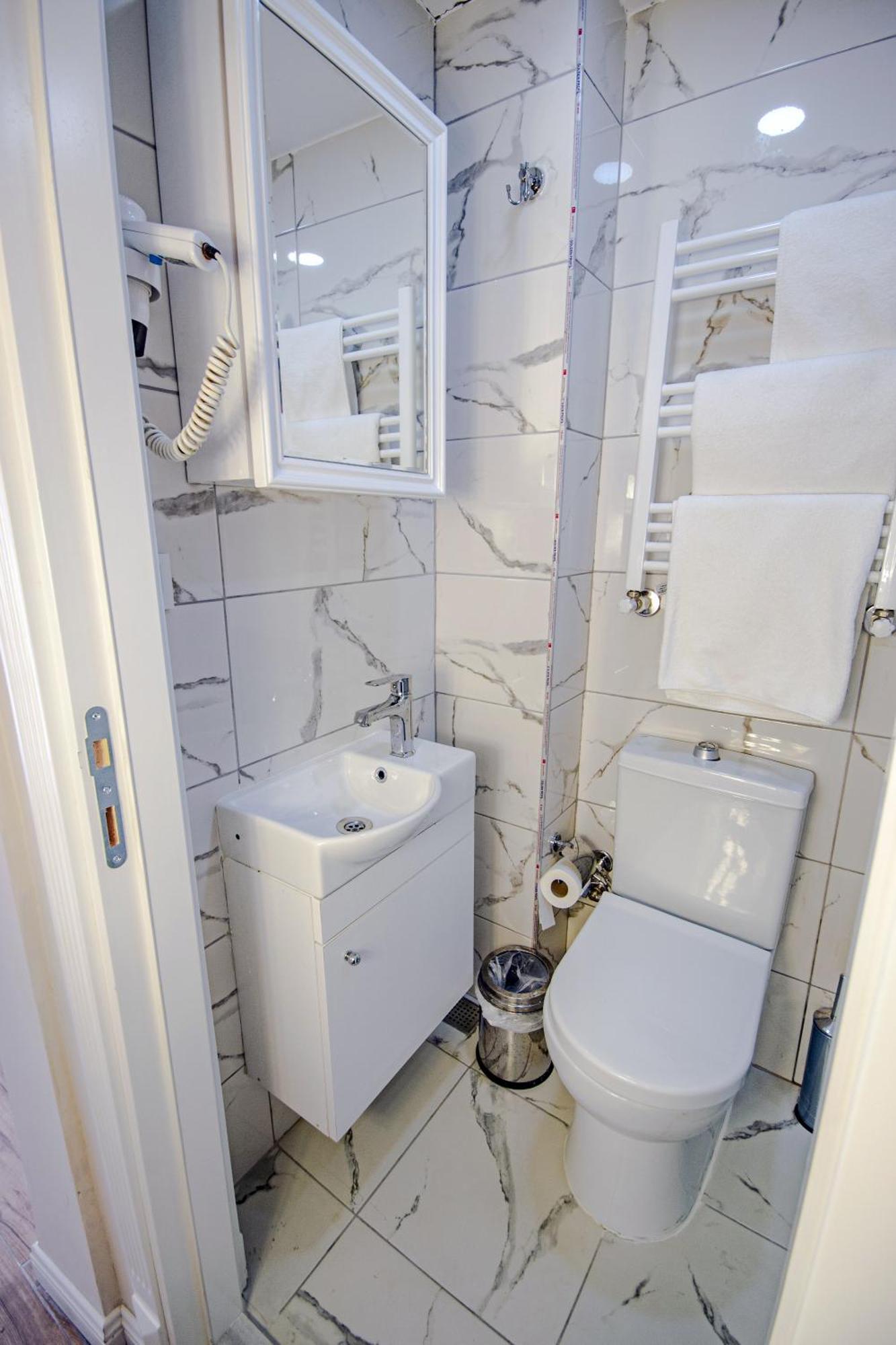 Iq Hotel Beyoglu Istanbul Exterior photo